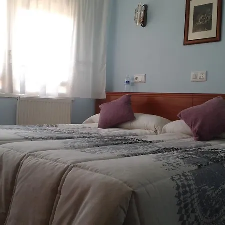 Hotel Hostal Campus