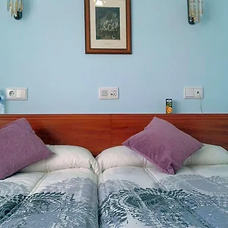 Hotel Campus 2*